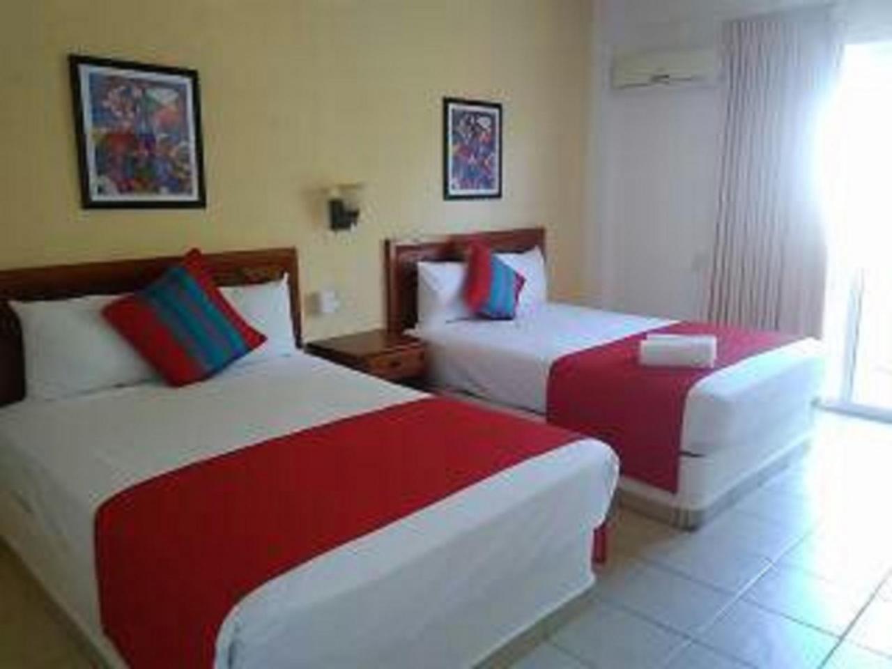 Hotel Arenas Del Pacifico Santa Cruz Huatulco Exterior photo